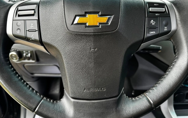 imagem-https://www.socarrao.com.br/sc-vehicle-images-prod/2561258/1783717789813-MGJlYjliOGUtNjQ2OC00NjFjLWI0ZjUtMWFmNmMxNTMyMDRjLmpwZWc.jpeg