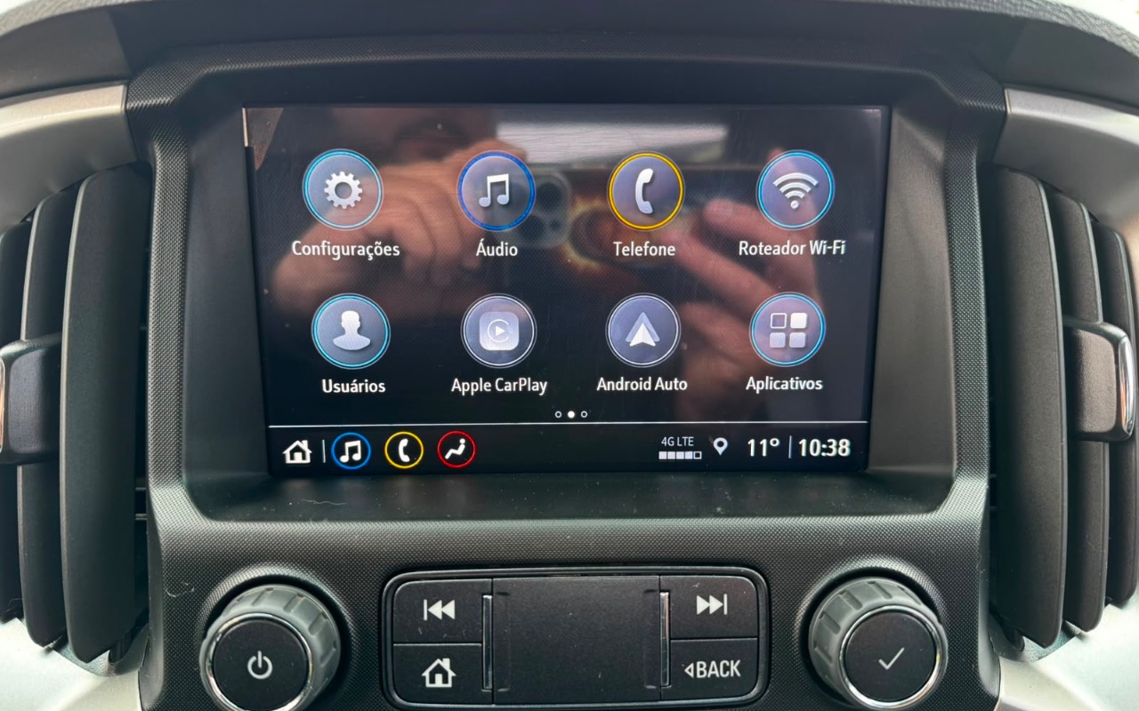 imagem-https://www.socarrao.com.br/sc-vehicle-images-prod/2561258/1783717789917-YjcxYTQ5ZjgtYzViNi00M2VhLWJhNjYtODY5YTE5MWM2NzE5LmpwZWc.jpeg