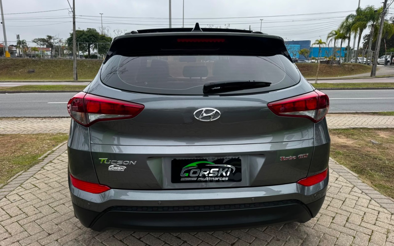 imagem-https://www.socarrao.com.br/sc-vehicle-images-prod/2561386/1783718171411-MGVjNTM4NjQtM2E2OS00MDFkLWIwZTctYzI5ZGU3MzZjMzcxLmpwZWc.jpeg