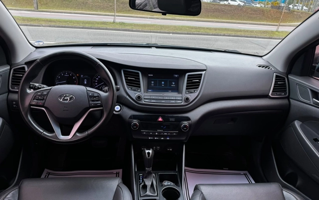 imagem-https://www.socarrao.com.br/sc-vehicle-images-prod/2561386/1783718171883-MDhmMTdkODAtZmJhOS00NTg0LTliYTEtMDdiNGY1ZTMwYWFjLmpwZWc.jpeg