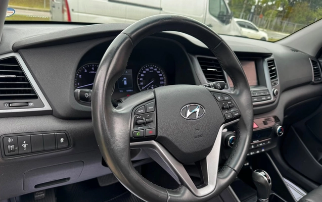 imagem-https://www.socarrao.com.br/sc-vehicle-images-prod/2561386/1783718172011-YjE5ZGI4MWYtMjQ1Zi00M2E1LTkwYzgtNDA2ZjBhNzA2NjVhLmpwZWc.jpeg