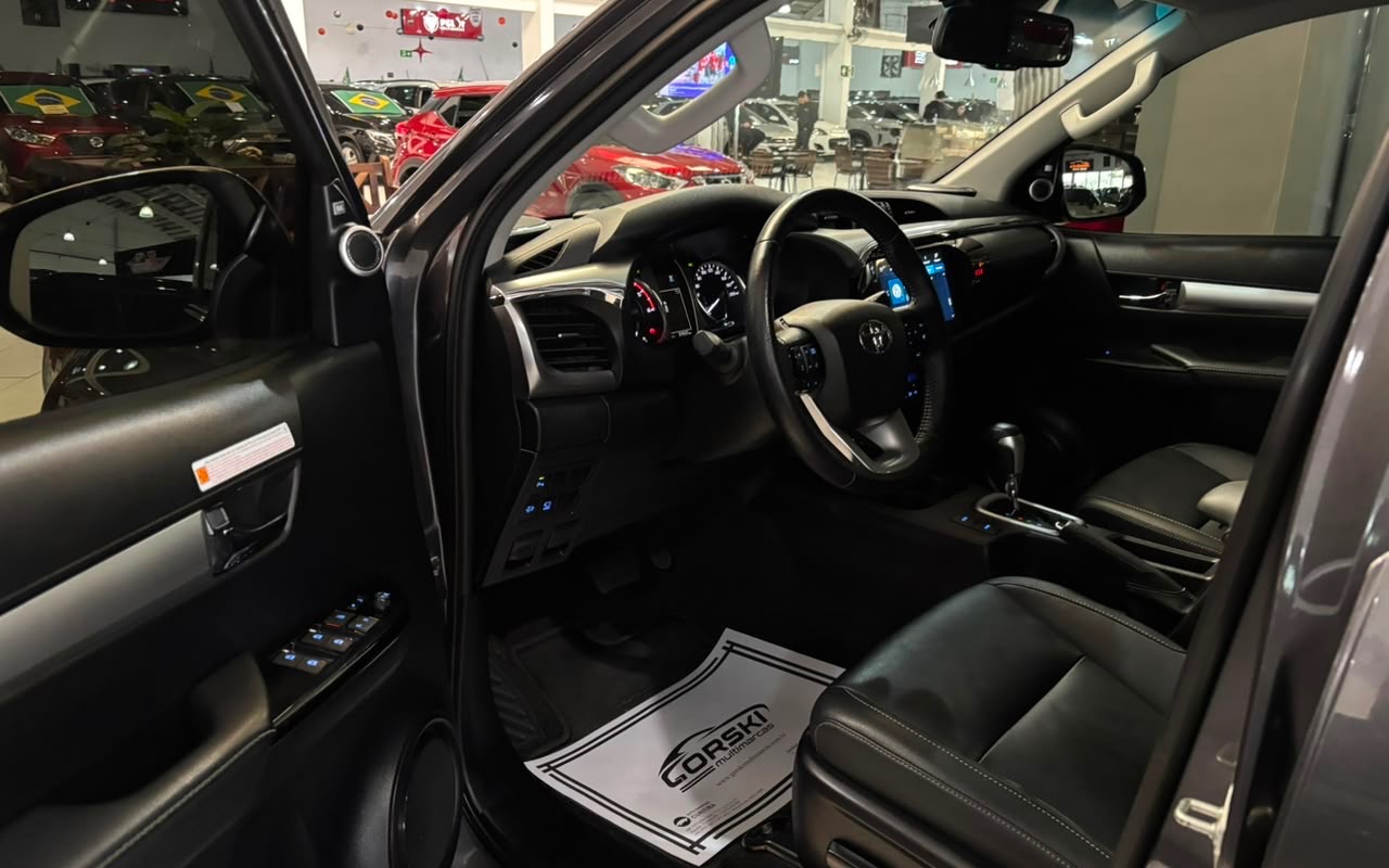 imagem-https://www.socarrao.com.br/sc-vehicle-images-prod/2561655/1783718788780-M2IwYjQ5MGUtZjg2My00NjU0LThhNjUtZmNmZDJmNDVmYWYzLmpwZWc.jpeg