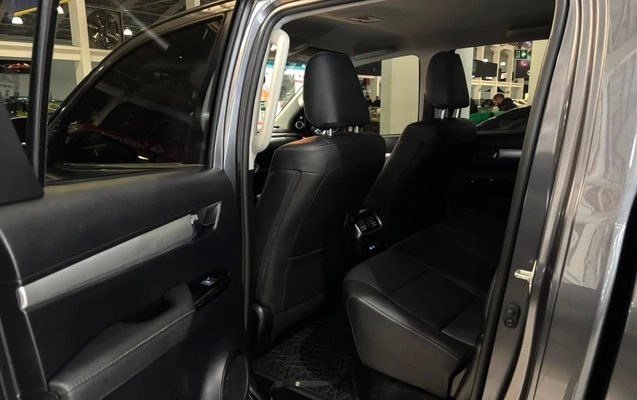 imagem-https://www.socarrao.com.br/sc-vehicle-images-prod/2561655/1783718788928-ZWNlMmM4ZjYtZTBkOC00MjE1LTk4OWItNzAzZjhmYjU5N2Q1LmpwZWc.jpeg