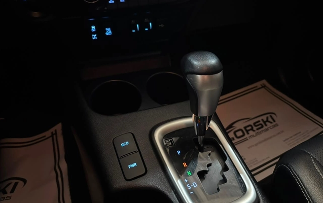 imagem-https://www.socarrao.com.br/sc-vehicle-images-prod/2561655/1783718789138-OGU5YWMxOTQtMmE1Yi00Y2QwLWEwMjQtYjA3NjJlMmFlMGI4LmpwZWc.jpeg