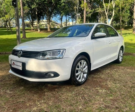Volkswagen Jetta 2013 Branco — foto 1 de 3