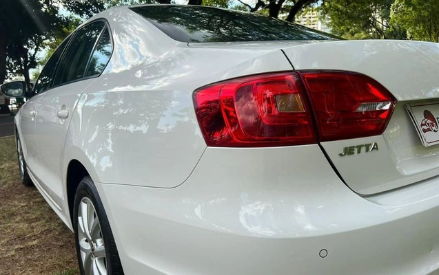 imagem-https://www.socarrao.com.br/sc-vehicle-images-prod/25701/1779368358505-7054633_3_B_4eb706765c.jpeg