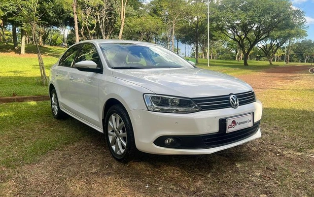 imagem-https://www.socarrao.com.br/sc-vehicle-images-prod/25701/1779368358505-7054633_3_B_c6c6e11961.jpeg