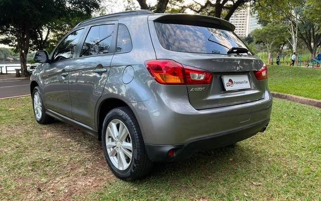 imagem-https://www.socarrao.com.br/sc-vehicle-images-prod/25707/1777318284435-7052157_5_B_8435de3af8.jpeg