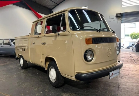 Volkswagen Kombi Pick-Up 1986 Bege — foto 1 de 3