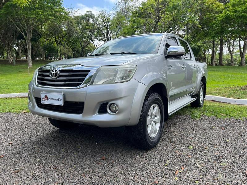 Toyota Hilux CD SRV 4x4 2.7 Flex 16V Aut. na cor Cinza em Londrina / PR - 25713