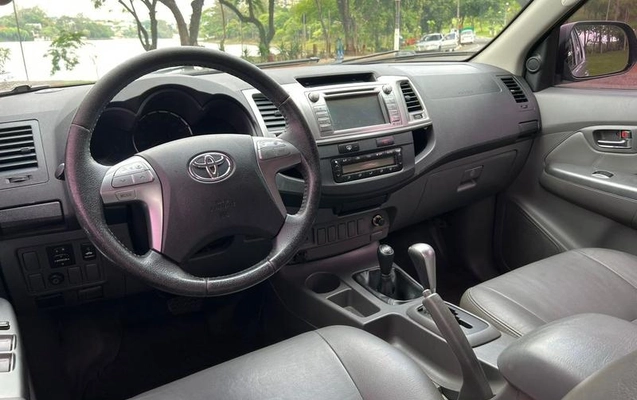 imagem-https://www.socarrao.com.br/sc-vehicle-images-prod/25713/1782819908912-7477402_2_B_e6f638699f.jpeg