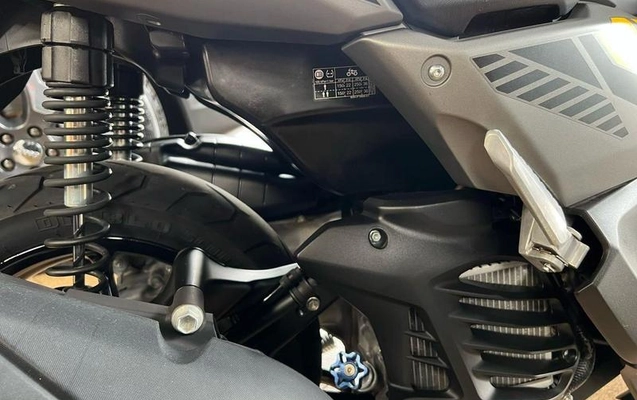 imagem-https://www.socarrao.com.br/sc-vehicle-images-prod/25714/1789559082117-7491360_0_B_38bdd961b7.jpeg