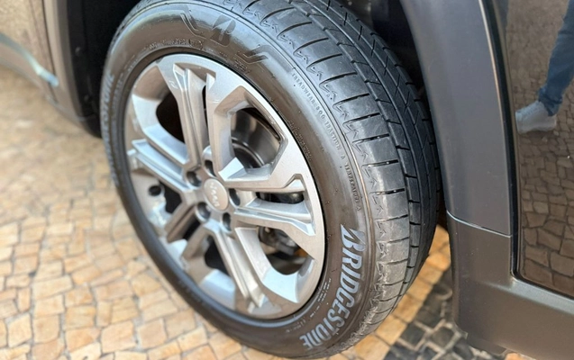imagem-https://www.socarrao.com.br/sc-vehicle-images-prod/2572760/1788980554029-gb-b86a258.jpeg