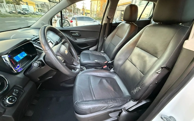 imagem-https://www.socarrao.com.br/sc-vehicle-images-prod/2572761/1785357691679-gb-aeea827.jpeg
