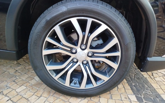 imagem-https://www.socarrao.com.br/sc-vehicle-images-prod/2572774/1788979173428-gb-2f4ef63.jpeg