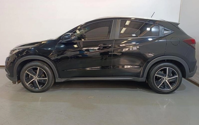 imagem-https://www.socarrao.com.br/sc-vehicle-images-prod/2572786/1788470048381-8270208_3_B_8c457a32d4.jpeg