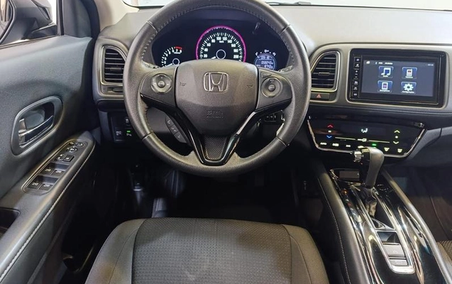 imagem-https://www.socarrao.com.br/sc-vehicle-images-prod/2572786/1788470048388-8270208_11_B_8f5bc71504.jpeg