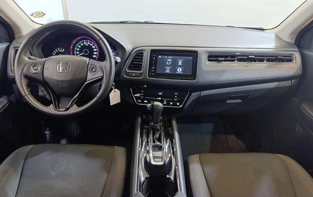 imagem-https://www.socarrao.com.br/sc-vehicle-images-prod/2572786/1788470048389-8270208_14_B_2594371de5.jpeg