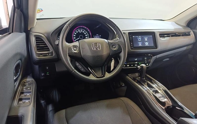 imagem-https://www.socarrao.com.br/sc-vehicle-images-prod/2572786/1788470048393-8270208_7_B_d4dbf3414d.jpeg