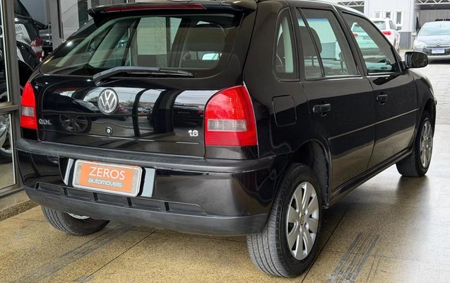 imagem-https://www.socarrao.com.br/sc-vehicle-images-prod/2572788/1787832357247-8270215_22_B_c5e827dfd8.jpeg