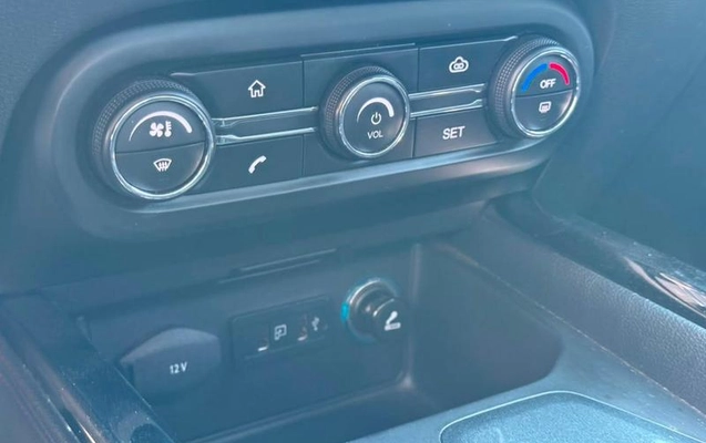 imagem-https://www.socarrao.com.br/sc-vehicle-images-prod/2572834/1789235138122-8269535_2_B_b92e9429a4.jpeg