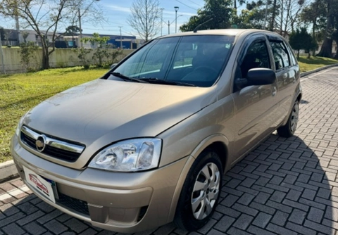 Chevrolet Corsa 2012 Bege — foto 1 de 3