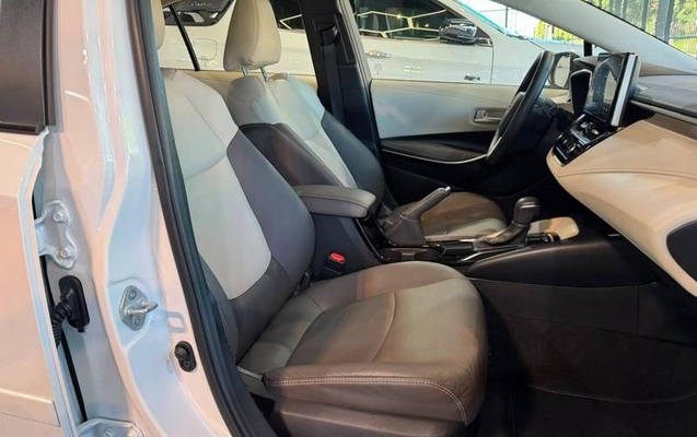 imagem-https://www.socarrao.com.br/sc-vehicle-images-prod/2573193/1785705362106-8270805_11_B_7fb77a2fd7.jpeg