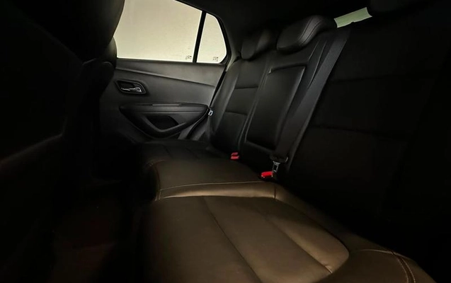 imagem-https://www.socarrao.com.br/sc-vehicle-images-prod/2573239/1785333806584-8259219_14_B_7e1c899bf1.jpeg
