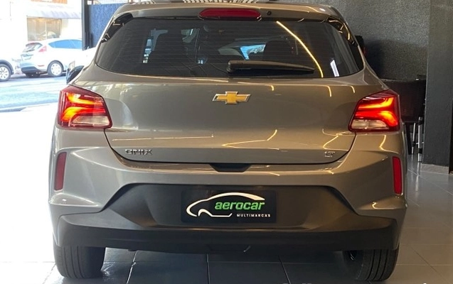 imagem-https://www.socarrao.com.br/sc-vehicle-images-prod/2573266/1783782357228-640_480_chevrolet-onix-1-0-lt-21-22-3e2655-14.jpg