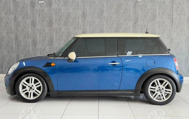 imagem-https://www.socarrao.com.br/sc-vehicle-images-prod/2573314/1788899660389-8261277_2_B_7062f14900.jpeg
