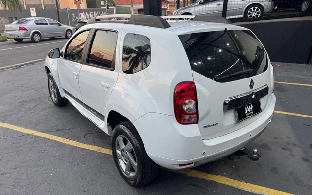 imagem-https://www.socarrao.com.br/sc-vehicle-images-prod/2573327/1789150955000-gb-bda1110.jpeg