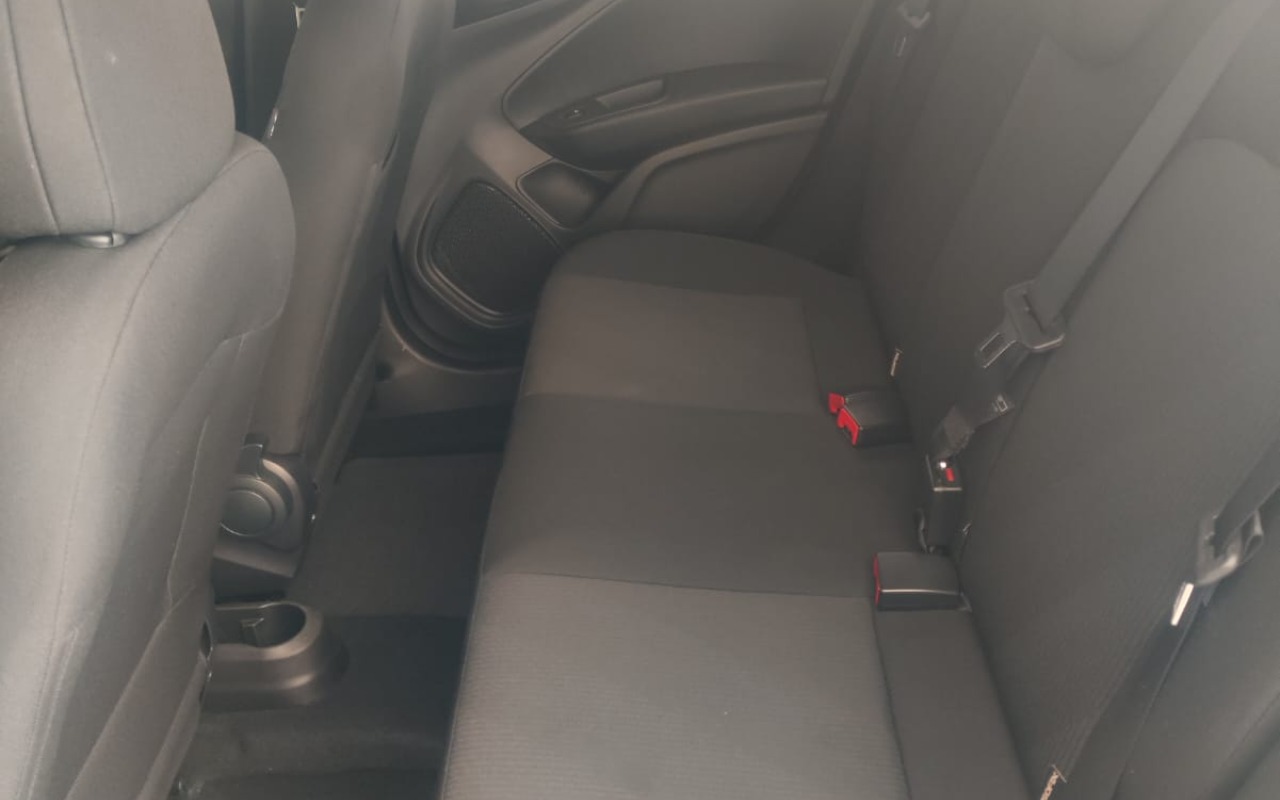 imagem-https://www.socarrao.com.br/sc-vehicle-images-prod/2573548/1783787104478-YTg1ZDUzMzktOTE0Ny00ZTI1LTg0NzgtOGFjMDlkYzI5NzlhLmpwZw.jpg