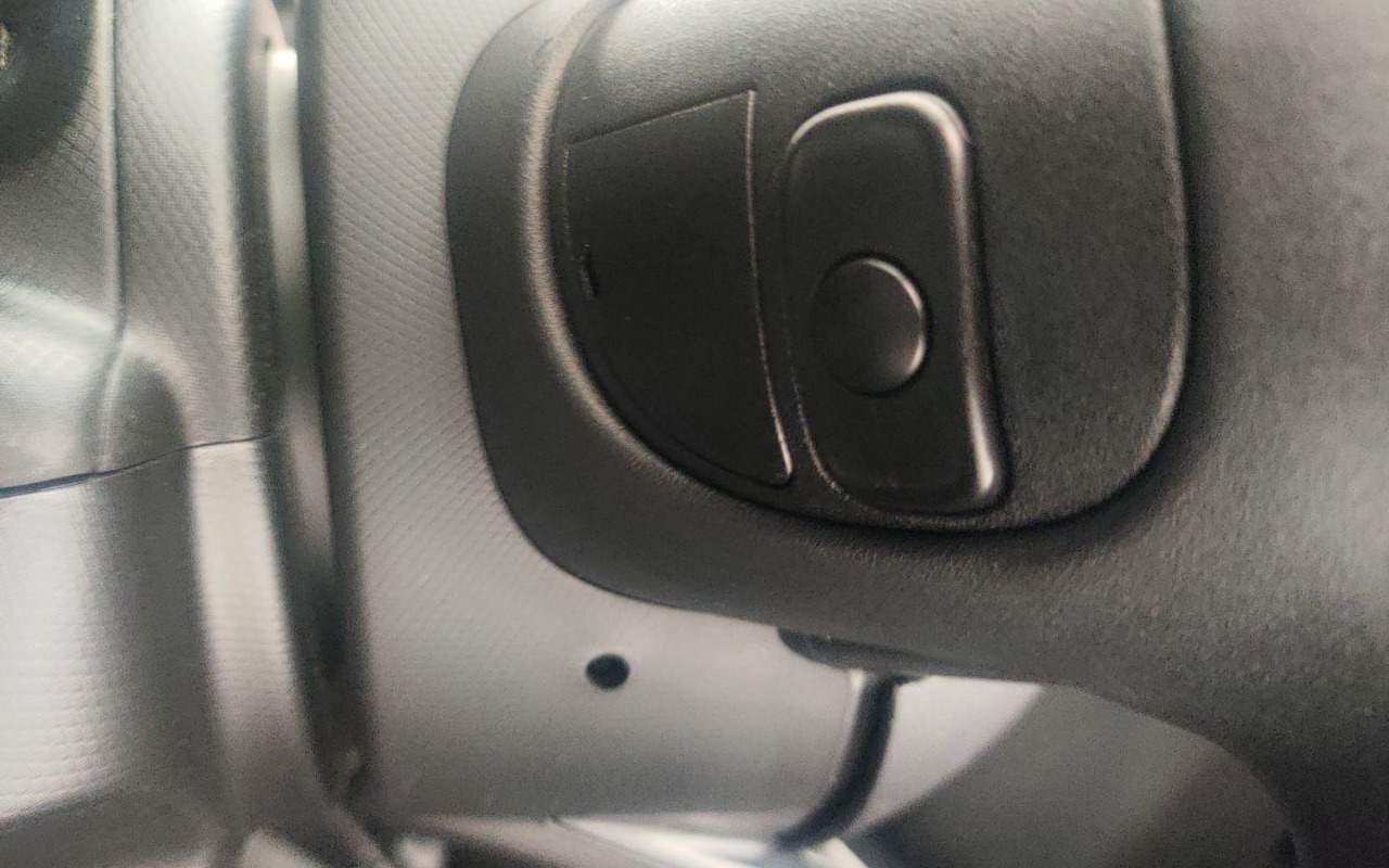 imagem-https://www.socarrao.com.br/sc-vehicle-images-prod/2573548/1783787104755-ZDQzNjY5NjctMTcxZS00ZTdhLWJmYTQtOWQzMTQ4NDdjYjYwLmpwZw.jpg