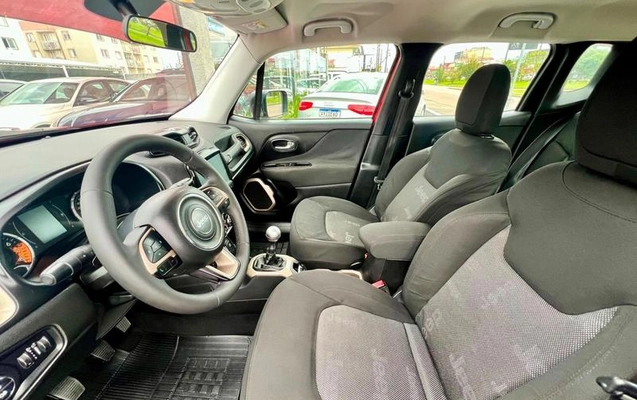 imagem-https://www.socarrao.com.br/sc-vehicle-images-prod/2573573/1786045412703-8270821_16_B_29cdef51bc.jpeg