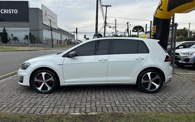 imagem-https://www.socarrao.com.br/sc-vehicle-images-prod/2573673/1790860720232-8271766_3_B_7b064fd6cd.jpeg