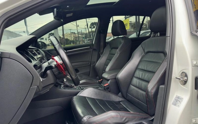 imagem-https://www.socarrao.com.br/sc-vehicle-images-prod/2573673/1790860720241-8271766_9_B_90b18bd8de.jpeg