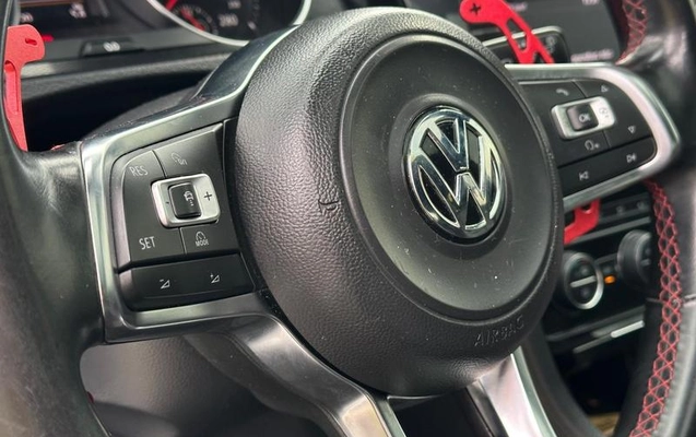 imagem-https://www.socarrao.com.br/sc-vehicle-images-prod/2573673/1790860720251-8271766_15_B_c44cde8076.jpeg
