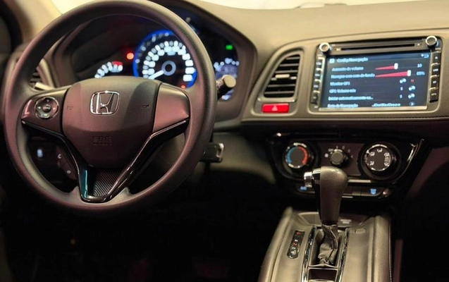 imagem-https://www.socarrao.com.br/sc-vehicle-images-prod/2573690/1783793032829-8233759_1_B_7622059315.jpeg