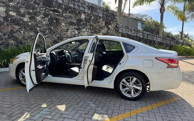 imagem-https://www.socarrao.com.br/sc-vehicle-images-prod/2573696/1783793417763-003_ea400486a37e7d6033240df6a010219f.jpeg