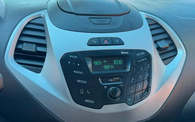 imagem-https://www.socarrao.com.br/sc-vehicle-images-prod/2573711/1783794114325-V2hhdHNBcHAgSW1hZ2UgMjAyNi0wNy0wOSBhdCAxMC41Ny4wMiAoMykuanBlZw.jpeg
