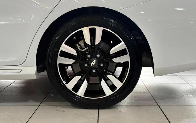 imagem-https://www.socarrao.com.br/sc-vehicle-images-prod/2573724/1784053841357-8264708_17_B_d243551cb6.jpeg