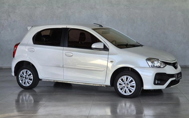 imagem-https://www.socarrao.com.br/sc-vehicle-images-prod/2573759/1786652416820-8271854_13_B_50a067ae2f.jpeg