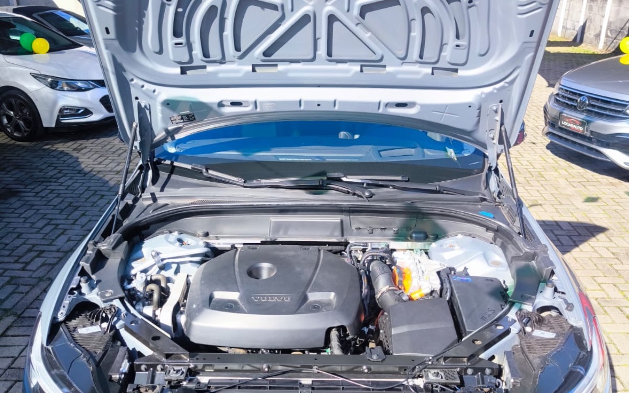 imagem-https://www.socarrao.com.br/sc-vehicle-images-prod/2573774/1783795380420-NjQ4NzFlYTktNjQ3MS00Zjg5LTlmZDEtZDVjMjUzNTBkNzQ3LmpwZWc.jpeg
