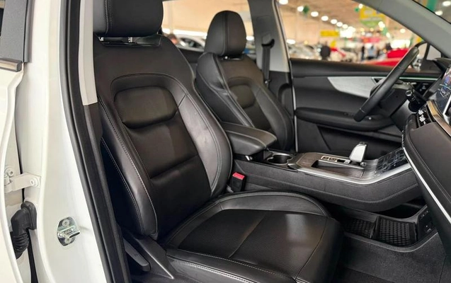 imagem-https://www.socarrao.com.br/sc-vehicle-images-prod/2573840/1783796731267-8254586_13_B_2d1ee8f480.jpeg