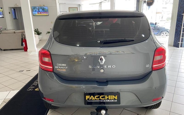 imagem-https://www.socarrao.com.br/sc-vehicle-images-prod/2573841/1789148734370-8220478_10_B_0dcb021e71.jpeg