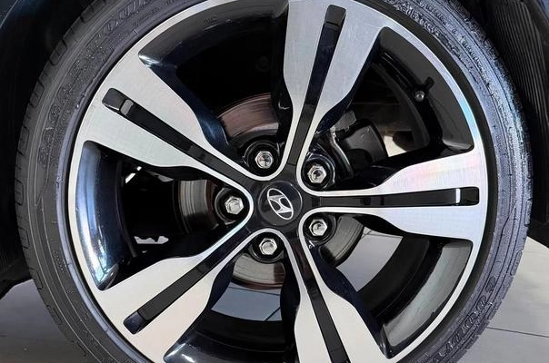 imagem-https://www.socarrao.com.br/sc-vehicle-images-prod/2573873/1788361023712-8271393_0_B_1b4e1463ed.jpeg