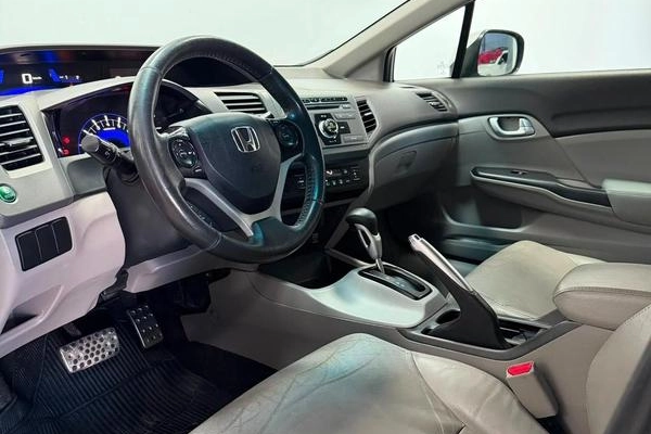 imagem-https://www.socarrao.com.br/sc-vehicle-images-prod/2573925/1787581778054-8271285_2_B_91141c2a25.jpeg