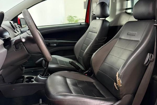 imagem-https://www.socarrao.com.br/sc-vehicle-images-prod/2573956/1788361057190-8152905_3_B_089f6d08a4.jpeg