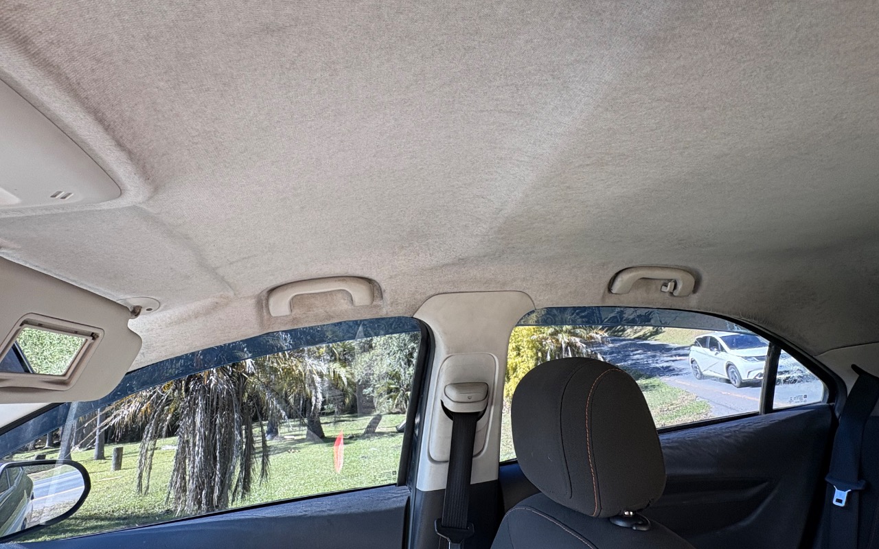 imagem-https://www.socarrao.com.br/sc-vehicle-images-prod/2580561/1783901034424-SU1HXzM3MDAuanBlZw.jpeg