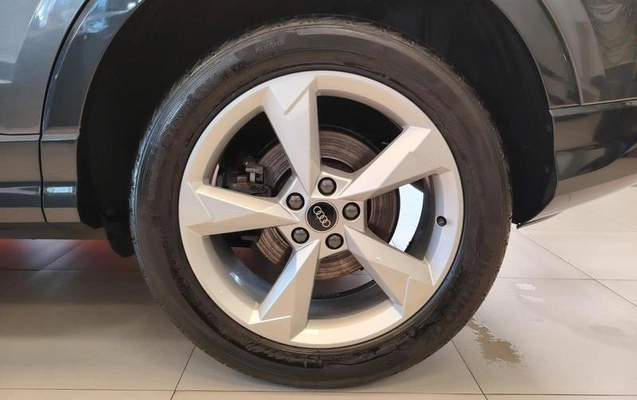 imagem-https://www.socarrao.com.br/sc-vehicle-images-prod/2587283/1788469259626-8272313_11_B_e410e7051f.jpeg